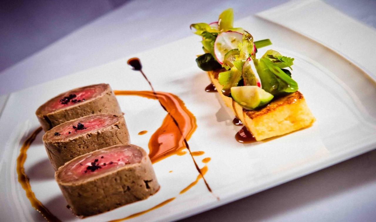 Logis Hotel-Restaurant Saint Romain Анс Экстерьер фото