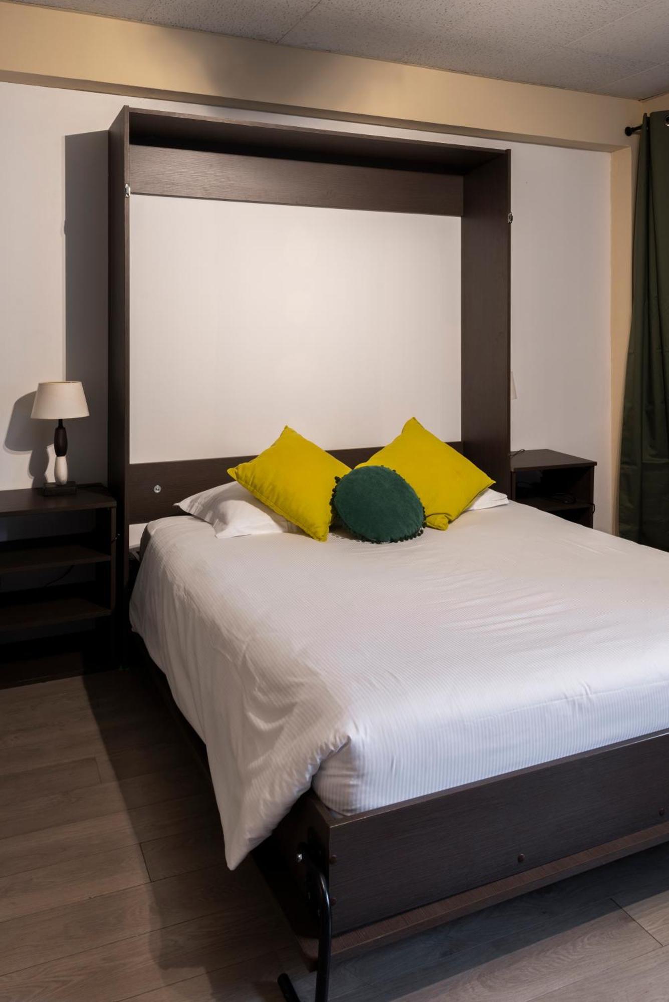Logis Hotel-Restaurant Saint Romain Анс Номер фото