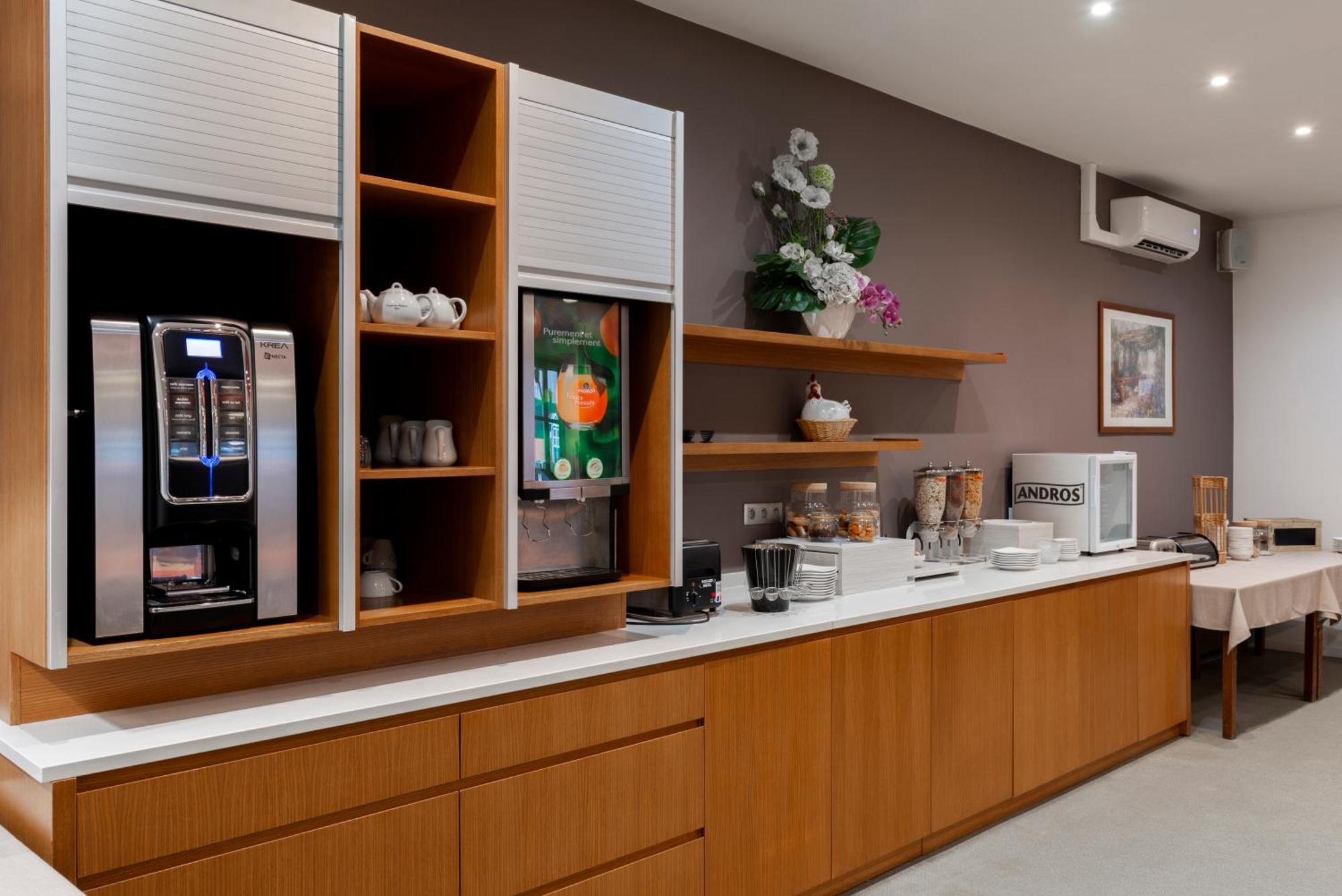 Logis Hotel-Restaurant Saint Romain Анс Экстерьер фото
